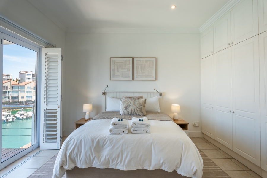 6 Bedroom Property for Sale in Port St Francis Eastern Cape